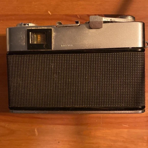 Vintage Konica camera - Picture 3 of 4